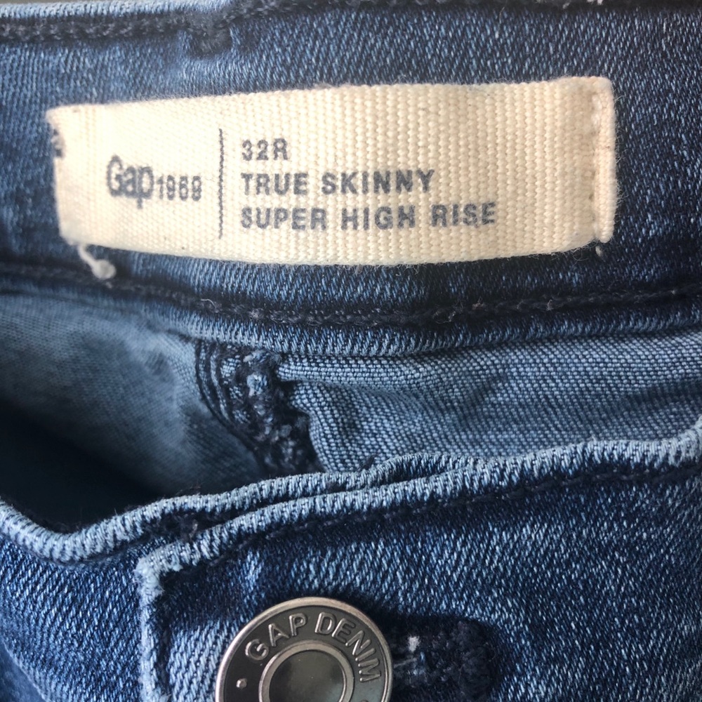Gap 1969 Skinny Blue Jeans - Picture 2 of 5